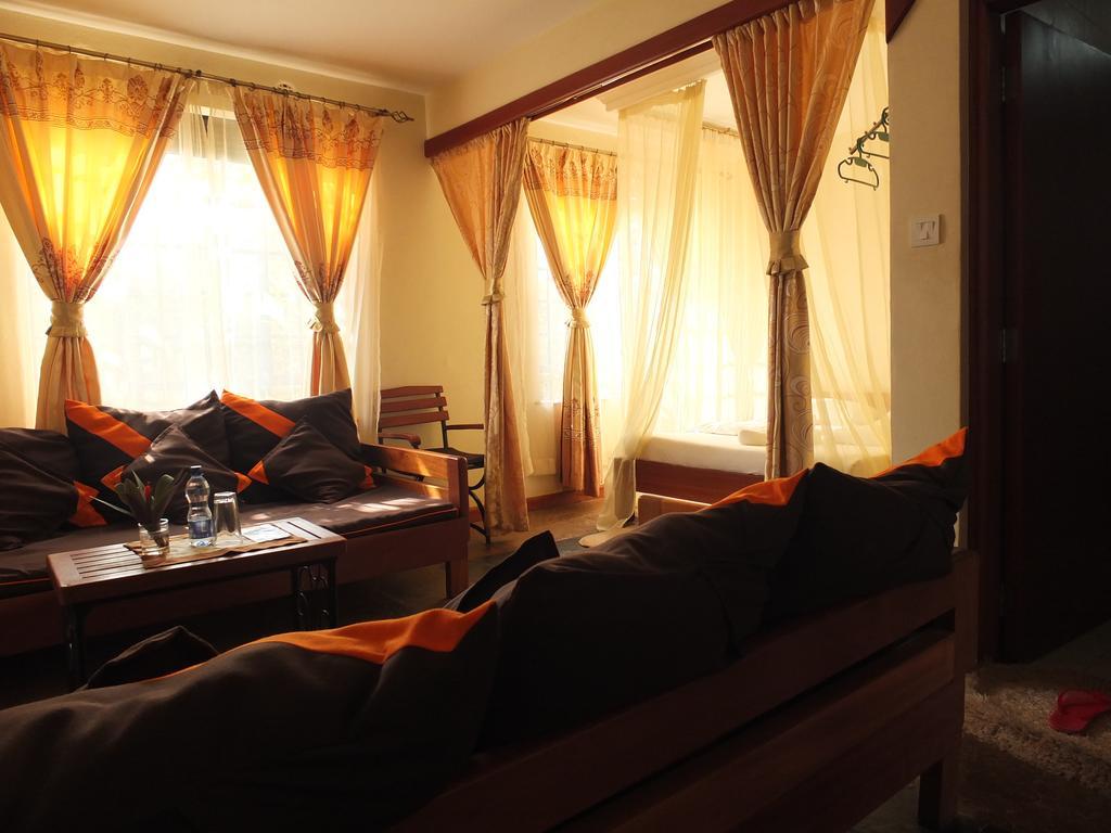 Afrika Lodges Voi Exterior foto
